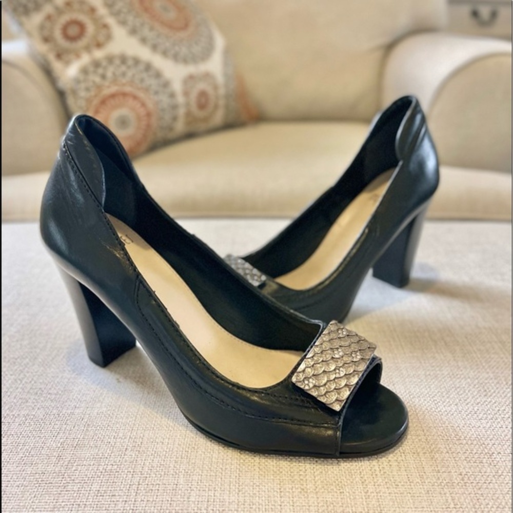 Classic Women’s Heel
